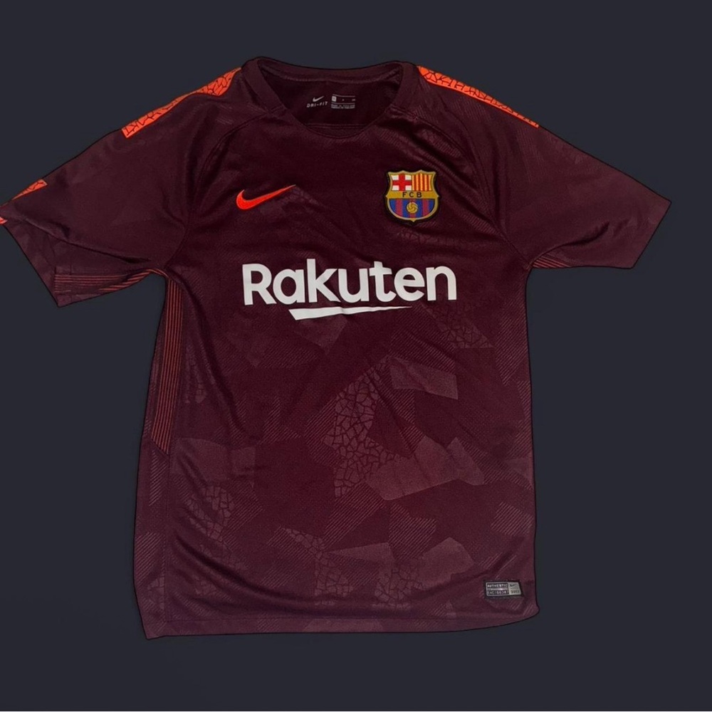 ORIGINAL Burgundy and orange Nike Barcelona 2018/19 away jersey #Barcelona #Nike